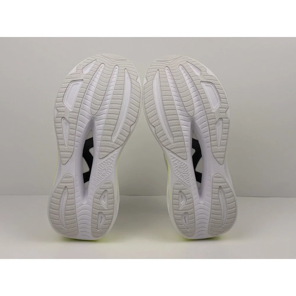Hoka One One Skyward X 2 Running Shoes Women's Size 7 B‎ White 1171926/WTNN
